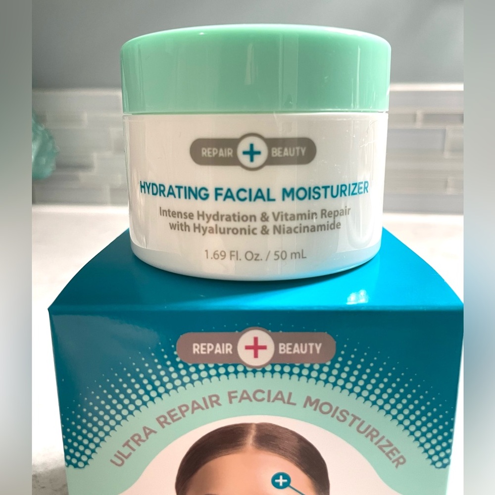 Facial Moisturizer Intense Hydration